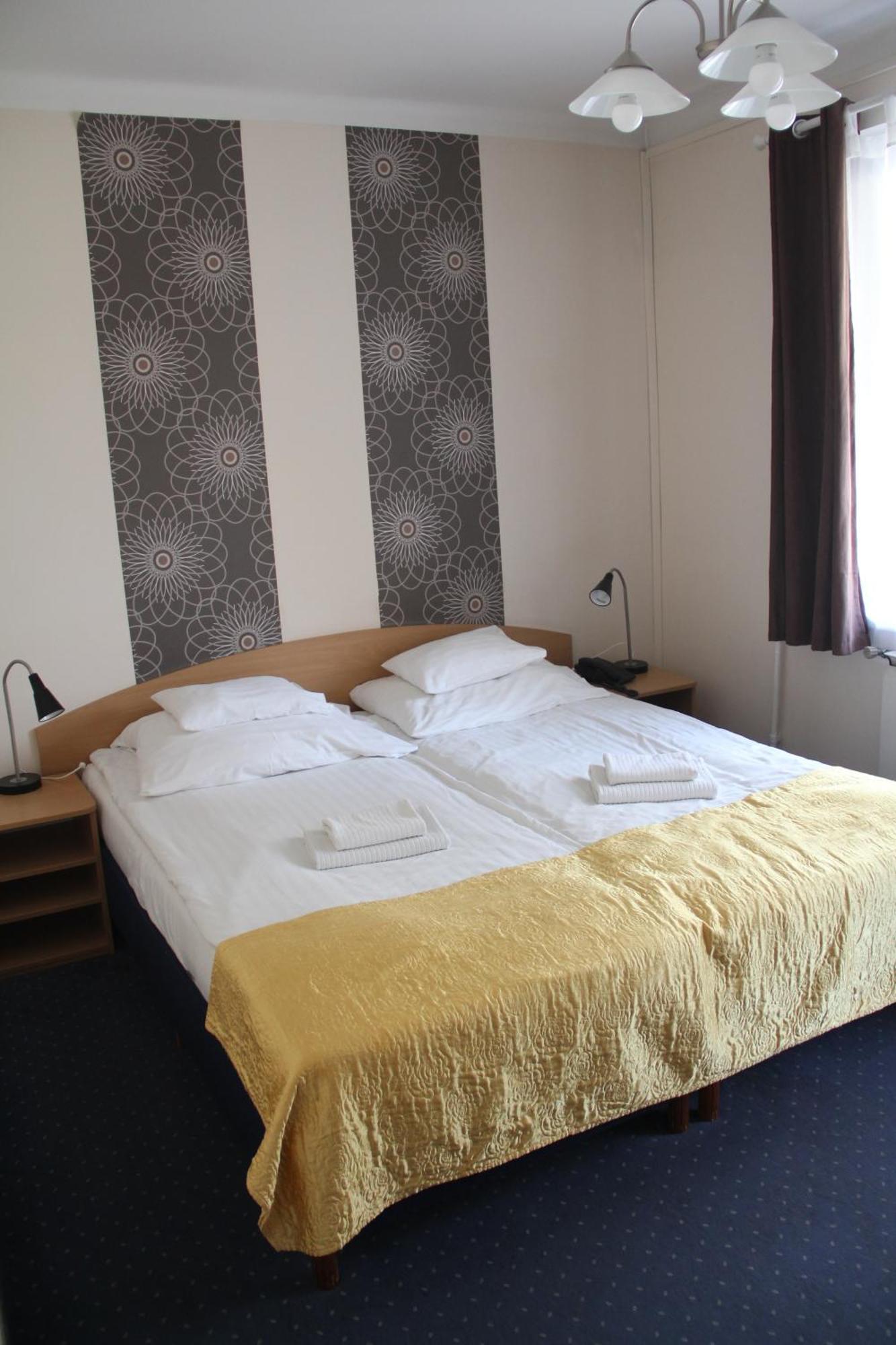 Hotel Rose City Budapest Exterior photo